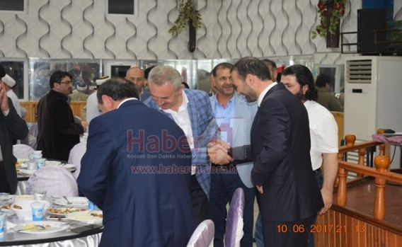 Saadet Partisi Gebze'de iftarda buluştu