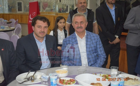 Saadet Partisi Gebze'de iftarda buluştu