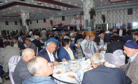 Saadet Partisi Gebze'de iftarda buluştu