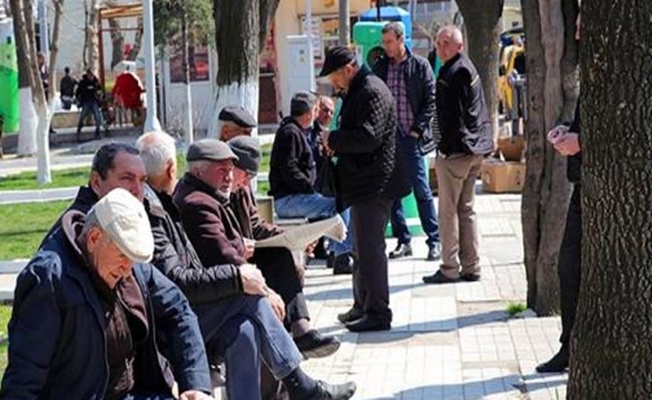 Valilikten yasağa  uymayan 65 yaş üstüne 3 bin 150 TL ceza