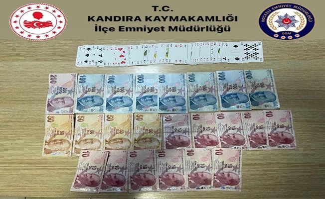 Kandıra'da kumar oynayan şahıslara baskın!