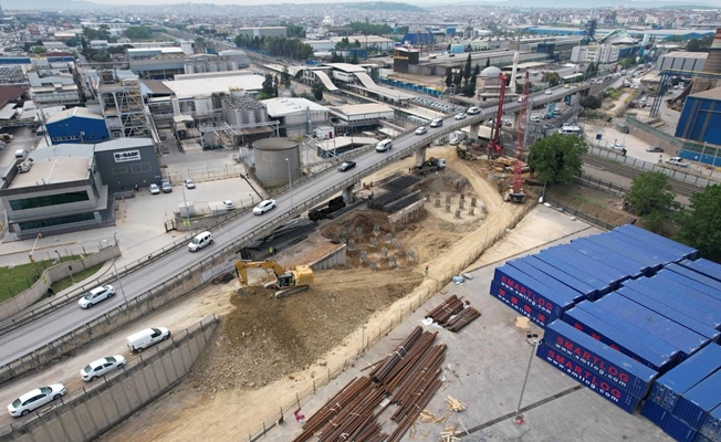 Darıca Osmangazi Köprüsü  için 97 adet fore kazık çakılıyor