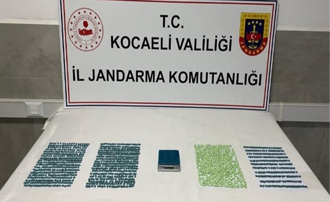 Kocaeli'de iş yerinde bin 678 tane uyuşturucu hap ele geçirildi