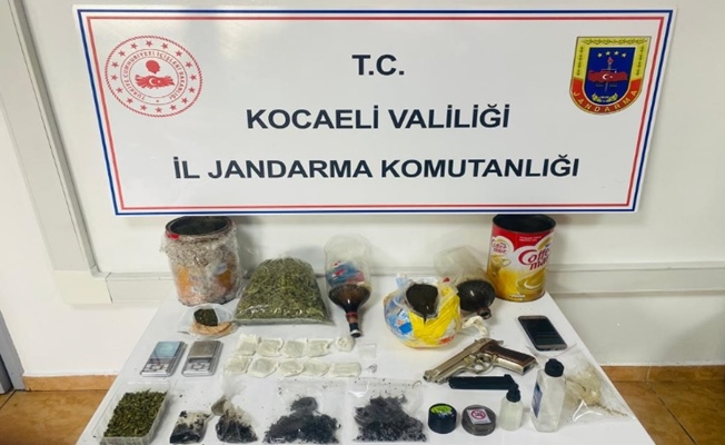 Kocaeli'de zehir tacirlerine operasyon Kocaeli'de zehir tacirlerine operasyon