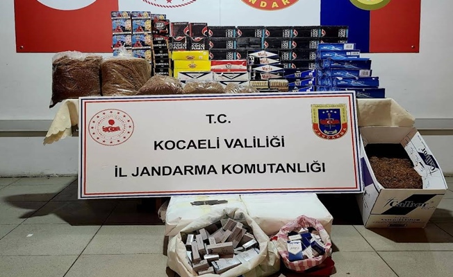 İşyerinde binlerce makaron ele geçirildi İşyerinde binlerce makaron ele geçirildi