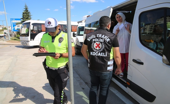 Kocaeli'de kurallara uymayan servis araçlarına ceza!