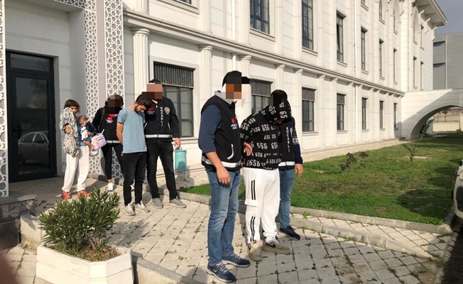 Altın hırsızları yakalandı Altın hırsızları yakalandı