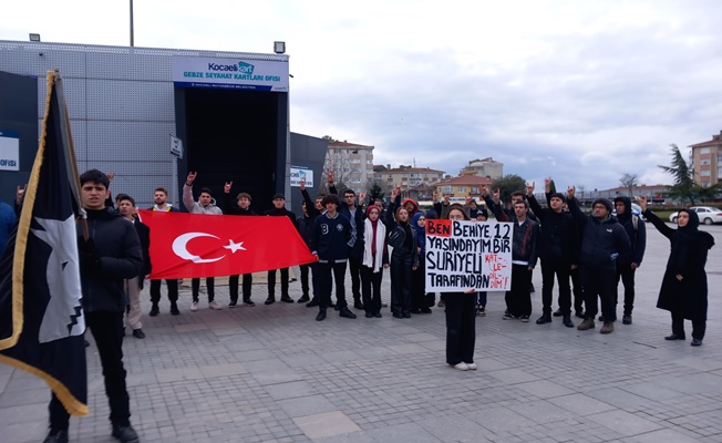 12 yaşında öldürülen Behiye için  Gebze'de eylem düzenlendi