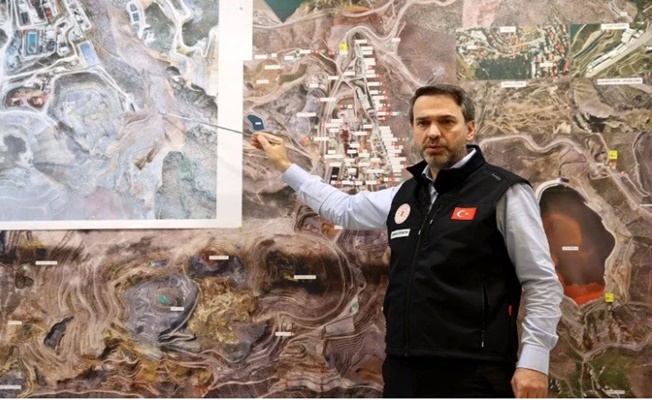 Bakan Alparslan Bayraktar: "Emniyetli şekilde arama faaliyetlerini sürdürüyoruz"