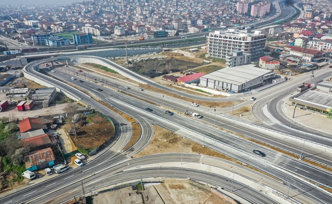Yeşilova-Solaklar Kavşağı trafiğe açıldı