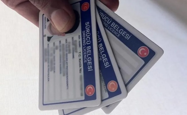 Eski tip ehliyetler için o süre Temmuz'a uzatıldı!