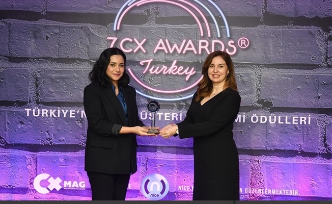 Anadolu Isuzu’ya  CX AWARDS TURKEY 2024 En İyi Dijital Müşteri Deneyimi ödülü