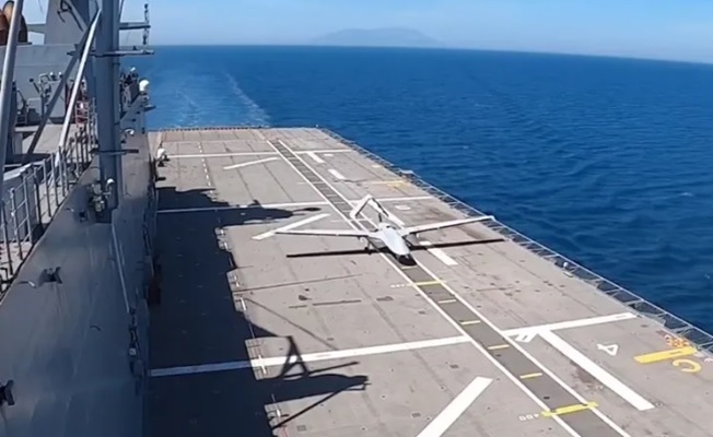 Bayraktar TB3, TCG Anadolu'da tarih yazdı