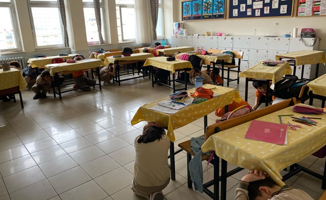Büyükşehir’den 11 okulda afet farkındalık eğitimi