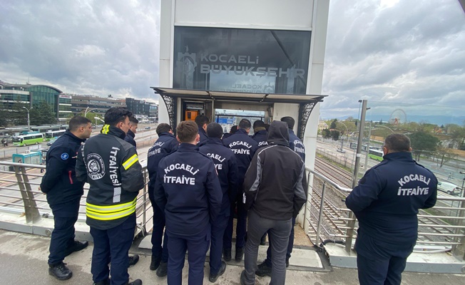 İtfaiye personeline ‘asansörde kurtarma’ eğitimi