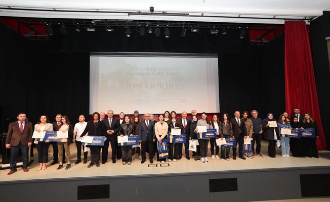 Öykülerle Gebze Yarışmasında Ödüller Protokolden