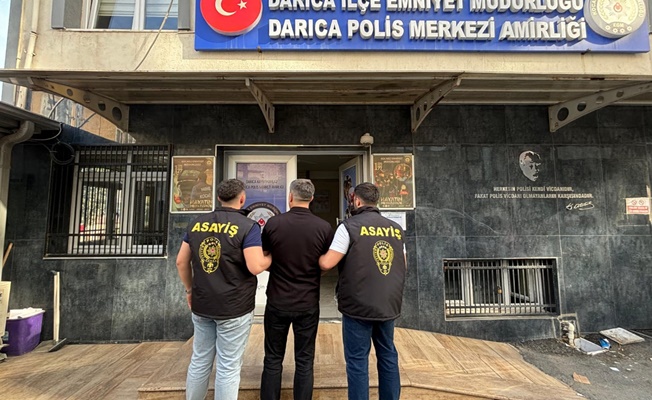 Özel hayatı ifşa etme suçundan aranan zanlı yakalandı! Özel hayatı ifşa etme suçundan aranan zanlı yakalandı!