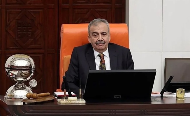 Sırrı Süreyya Önder hayatını kaybetti