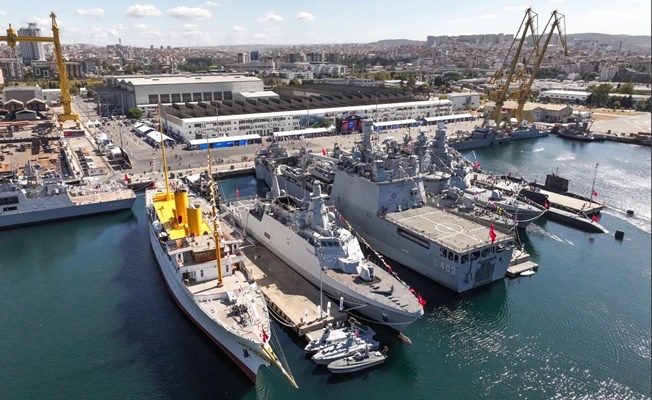 “TEKNOFEST Mavi Vatan” kapılarını halka açtı