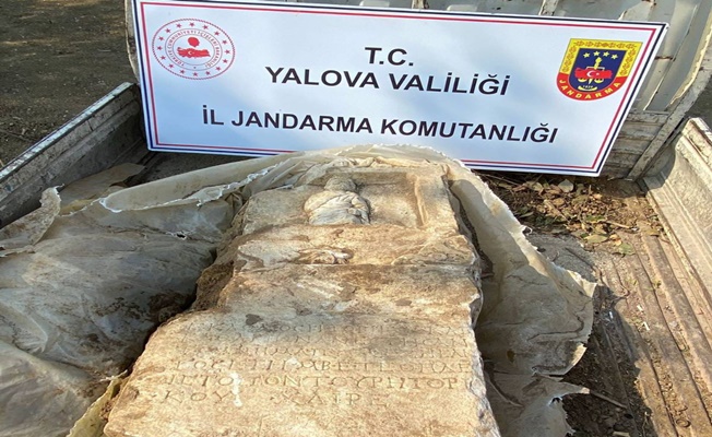 Yalova’da Roma Dönemine Ait 1900 Yıllık Mezar Taşı Ele Geçirildi