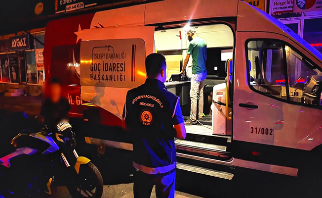 81 ilde 52 göçmen kaçakçısı yakalandı