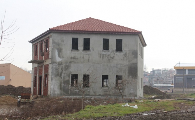 “Kandıra Belediyesi Sanayi Camini Vatandaşa Hizmete Hazırlıyor”