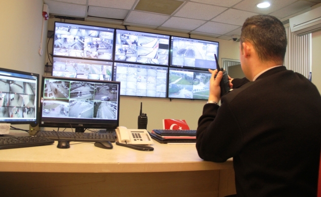 Büyükşehir'in 1850 kamerası güvenliği sağlıyor
