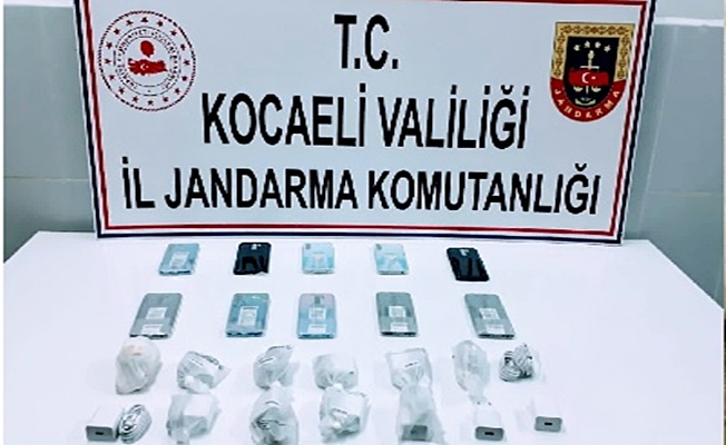 Kocaeli'de 40 bin lira değerinde kaçak telefon ele geçirildi!