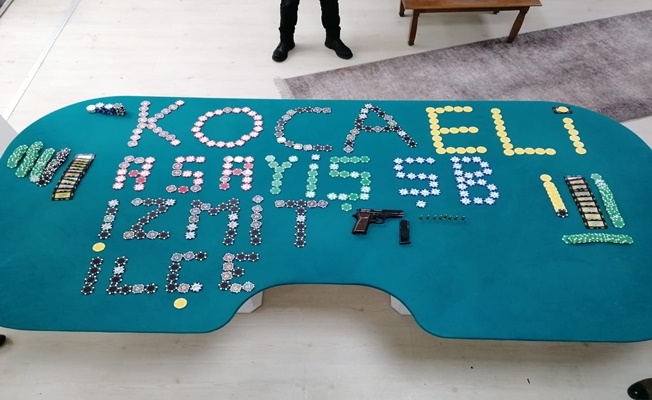 Kocaeli'de kumar oynayan 16 kişiye ceza yazıldı!