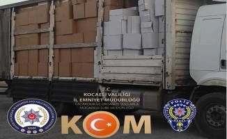 Kocaeli'de 2 milyon 420 bin adet kaçak makaron ele geçirildi