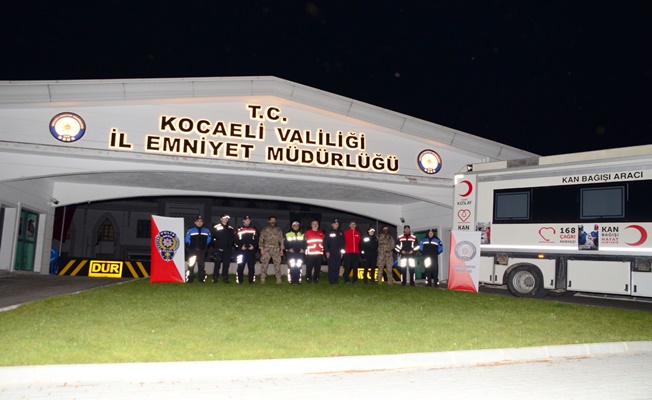 Kocaeli Emniyetinden örnek davranış!