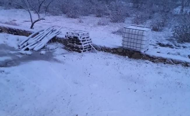 Gebze’nin kuzeyi ve Kuzey marmara otoyoluna kar yağışı etkili oldu