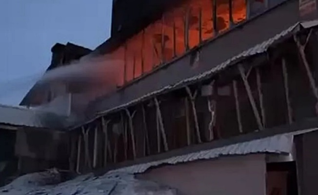 Uludağ'da kapalı otelde yangın! 2 ölü