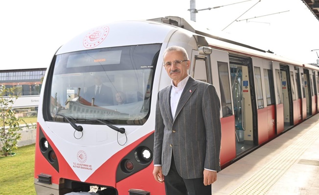 1 Mayıs’ta  Üç Büyük Şehirde Raylı Sistemler Ücretsiz Olacak
