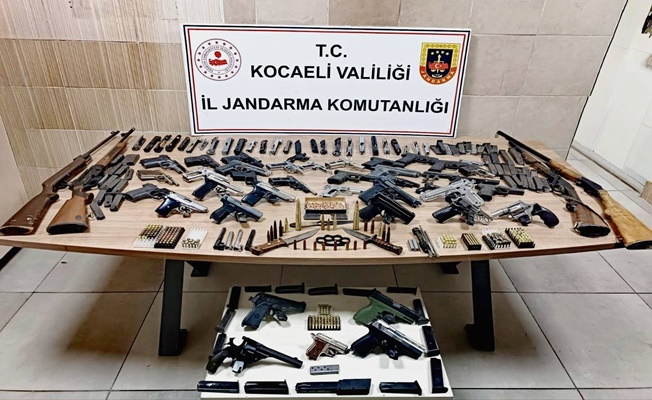 Kocaeli Jandarma'sından silah kaçakçılarına operasyon!