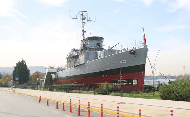Gölcük'te Yarhisar müze geminin ziyaret günlerine ayar
