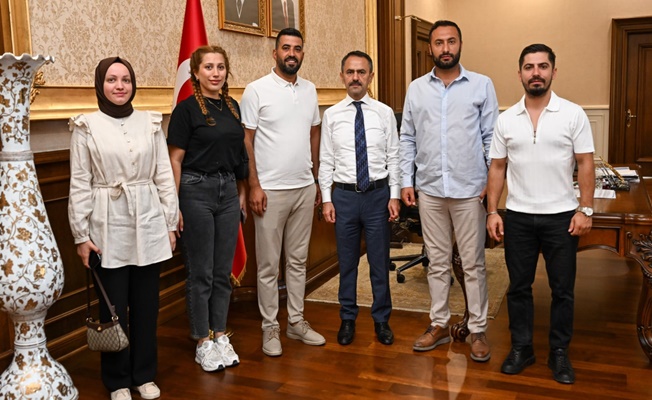 Kocaeli Gençlik Hareketi Derneği Yönetiminden Vali Aktaş’a Ziyaret