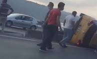 Ticari taksi beton bariyere çarptı:1 yaralı