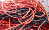 Kocaeli’de 21 bin TL'lik kabloları çalan hırsızlar  yakalandı