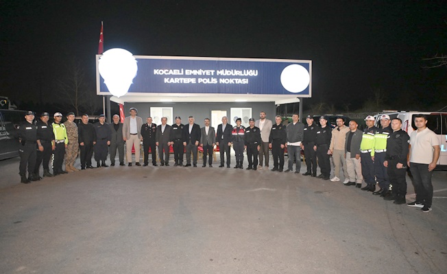 Vali İlhami Aktaş, Kartepe Uygulama Noktasında İftar Yaptı