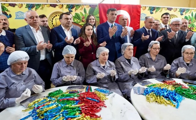 Manisa'da saçılacak 8 ton mesir macunun duası yapıldı