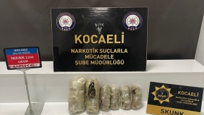 Tem'de durdurulan araçta 2 kilo uyuşturucu ele geçirildi!