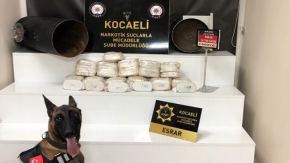 TEM otoyolunda durdurulan araçta 14 bin 700 gram esrar yakalandı!