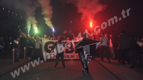 Gebze'de Beşiktaş'ın Şampiyonluk kutlamaları renkli geçti